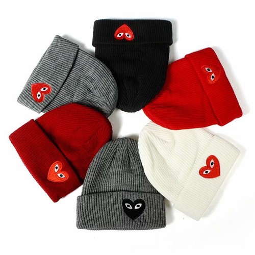 Cappelli berretti moda amore